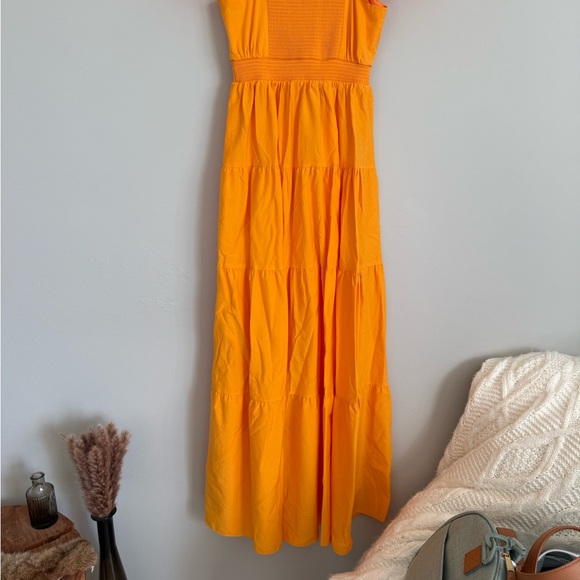 Express Vibrant Tiered Maxi Dress - Picture 7 of 11